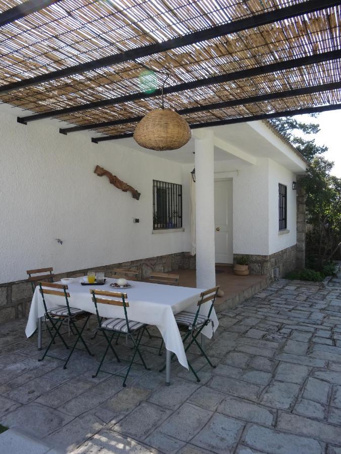 Casa Rural Mirando A La Pena "Grupo Mirando A Gredos" Cadalso de los Vidrios Kültér fotó